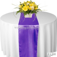 Chemin de table satin Violet Pourpre - NSE Location  2.00€