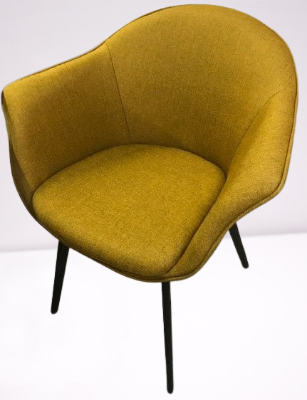 Fauteuil couleur moutarde 