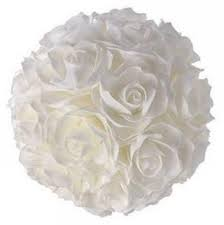 Boule de roses artificielles  5.00€