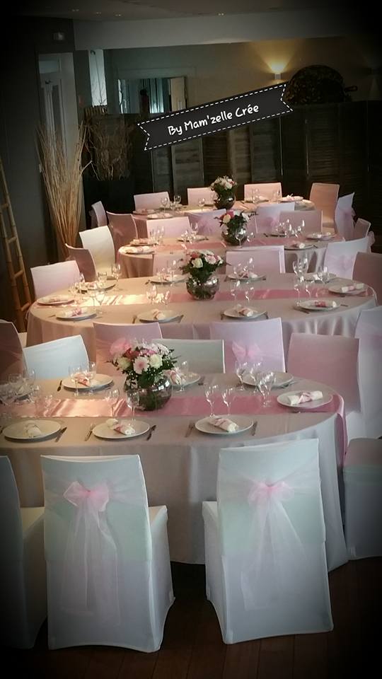 Chemin de table satin rose pale NSE Location