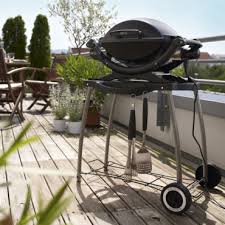 Barbecue électrique weber - Puissance 2200W - loué avec chariot