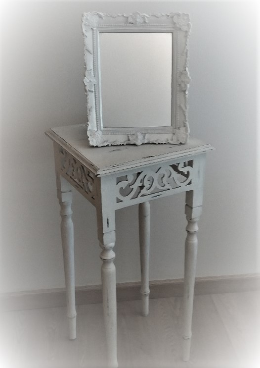 Location sellette blanche Shabby 5.00€