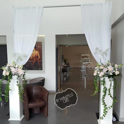Arche d entree a la villa blanche
