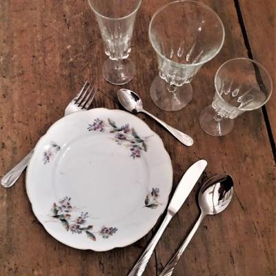 Assiette fleurie vintage