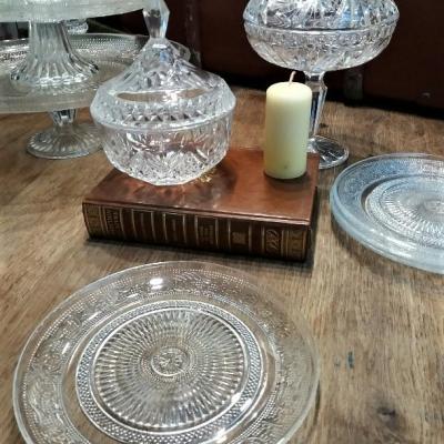 Assiette vintage en verre